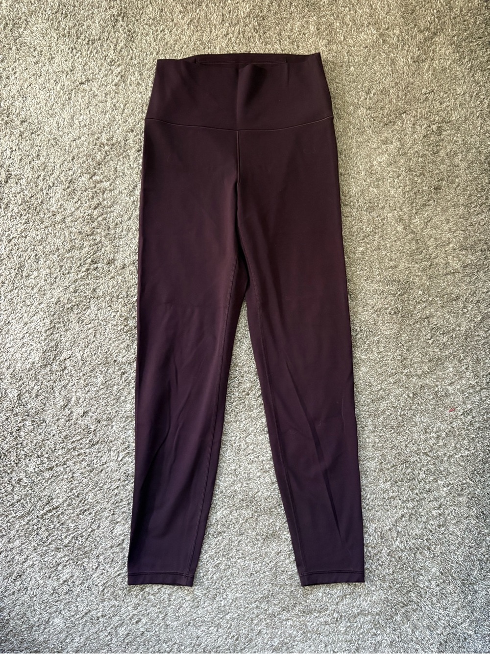 Old Navy Active High-Rise Leggings in Plum
